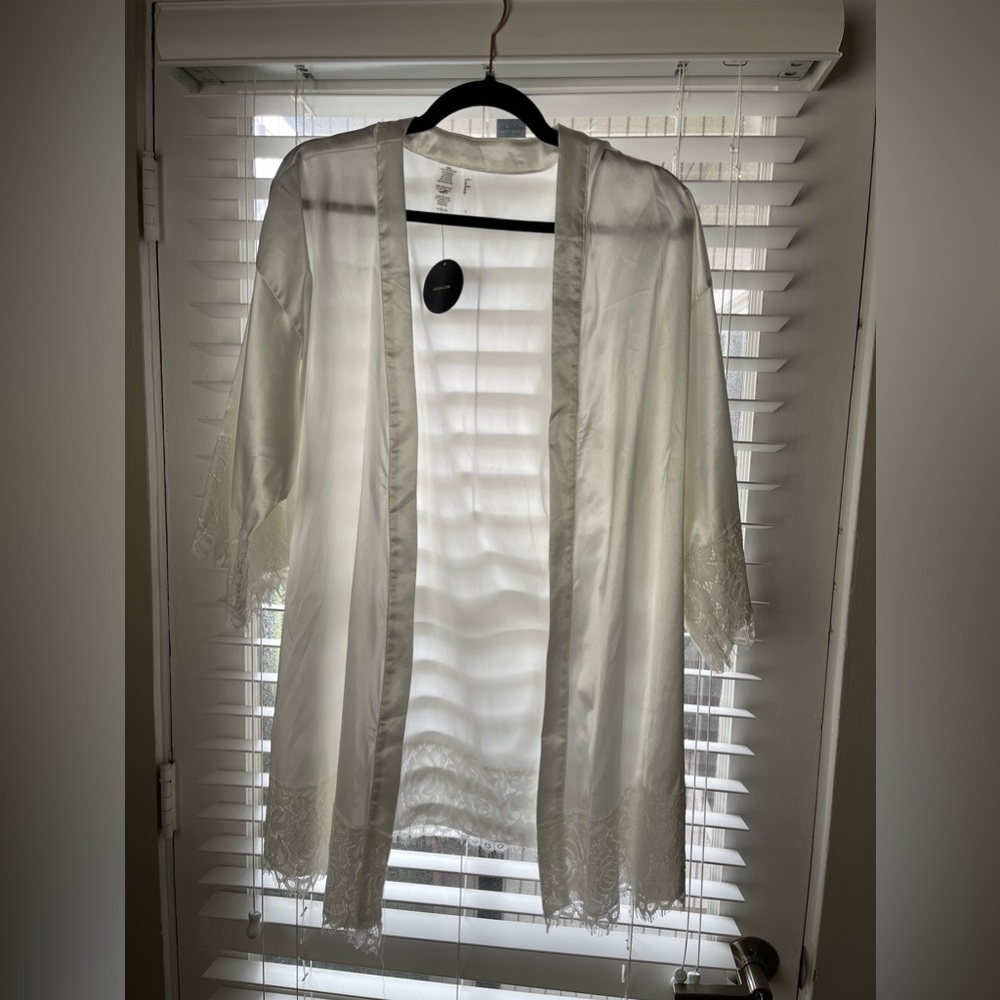 Lulus bridal romper (m) and robe (s)